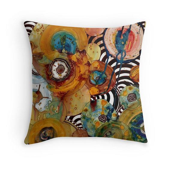 throw-pillow-energy-abstract