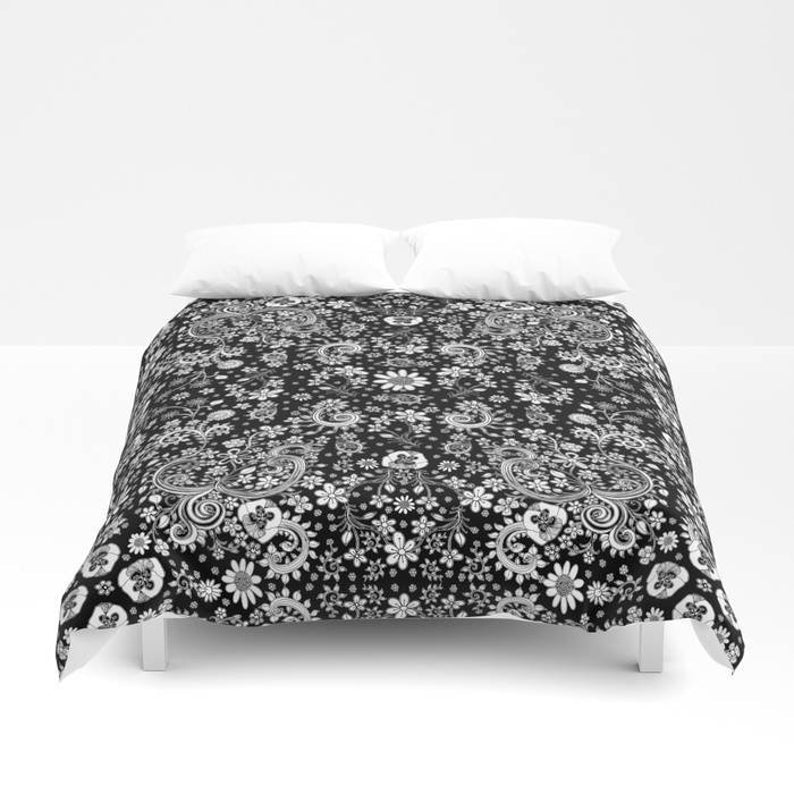 Duvet Cover &#39;Black and White Birds of a Flower&#39;