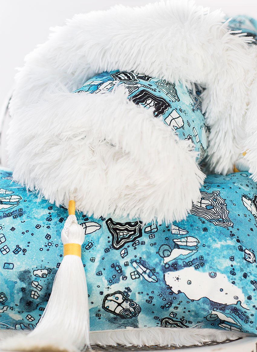 blanket-close-up-blue-sky