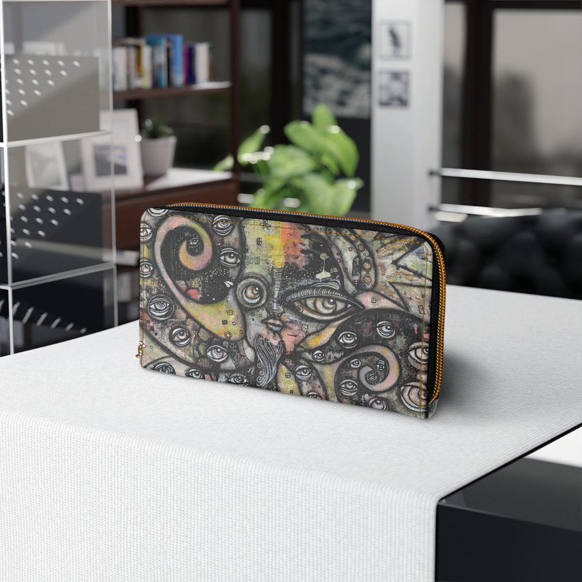 Original Octopus Artwork Zipper Wallet &quot;Octopus Queen&quot;