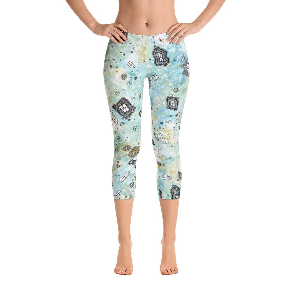 Abstract Capri leggings, Workout Pants 'Surreal Sky'