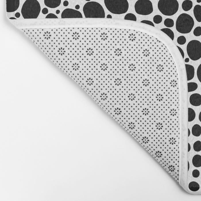 black-white-inverse-bubbles-bath-mats (2)
